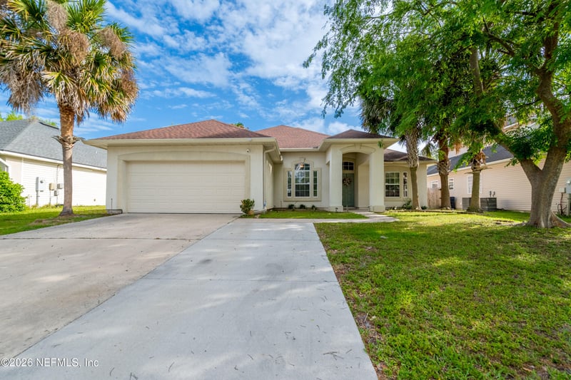 5525 Huckleberry Trl, Macclenny, FL 32063