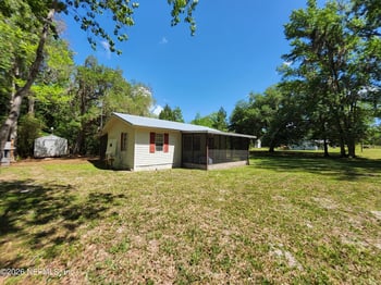 118 Hubers Fish Camp Rd, Crescent City, FL 32112