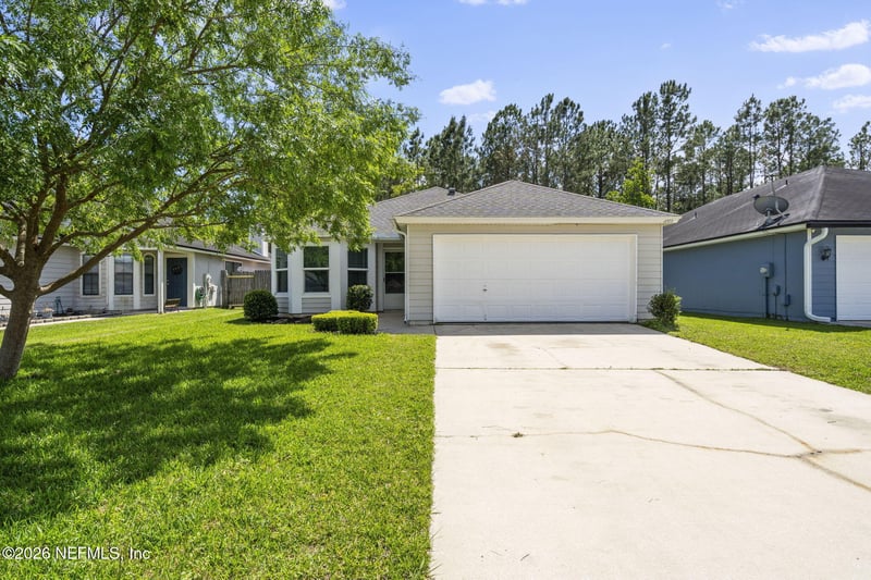 2005 Hunters Trace Cir, Middleburg, FL 32068
