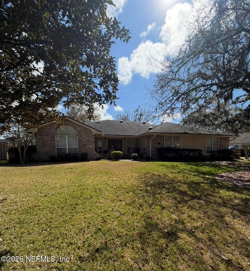 655 Fingal Dr, Orange Park, FL 32073