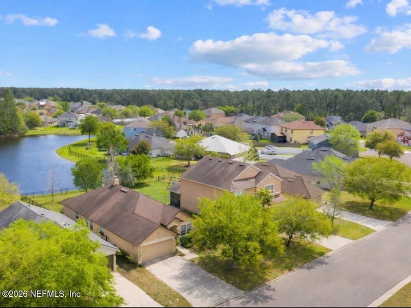 4182 Victoria Lakes Dr, Jacksonville, FL 32226