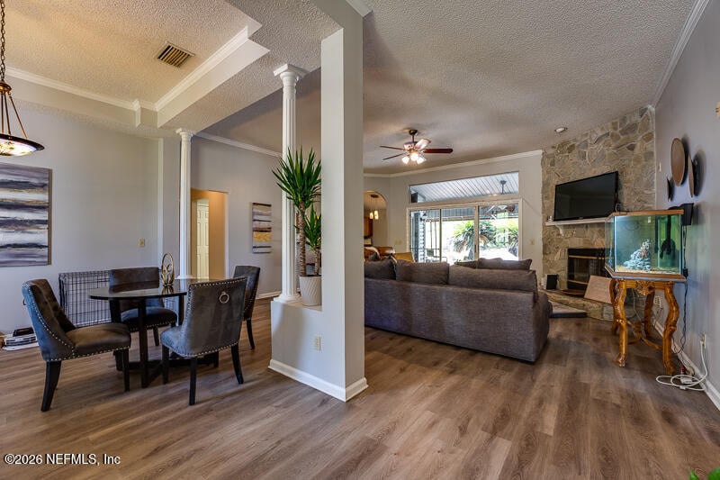 9529 Plum Lake Ln, Jacksonville, FL 32222