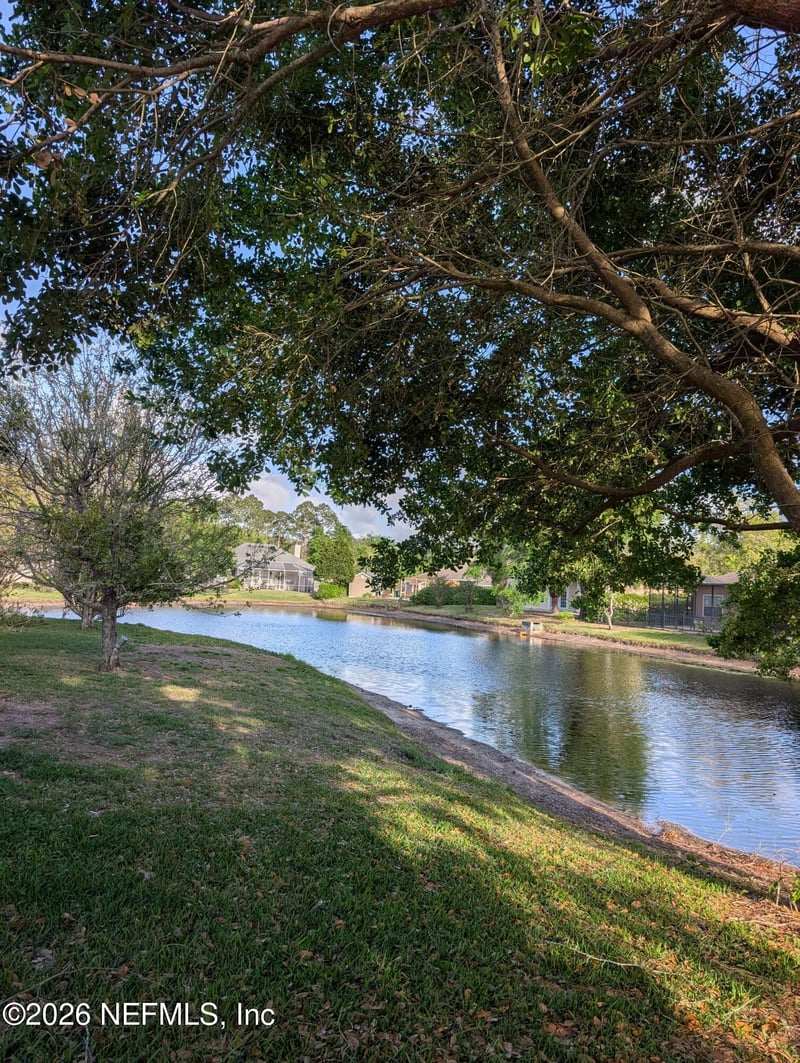 11051 Sky Lark Dr, Jacksonville, FL 32257