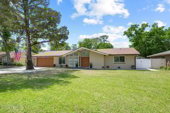 11728 Loretto Woods Ct, Jacksonville, FL 32223