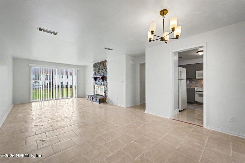 1540 El Prado Rd #4, Jacksonville, FL 32216