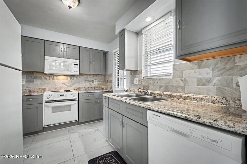 1540 El Prado Rd #4, Jacksonville, FL 32216