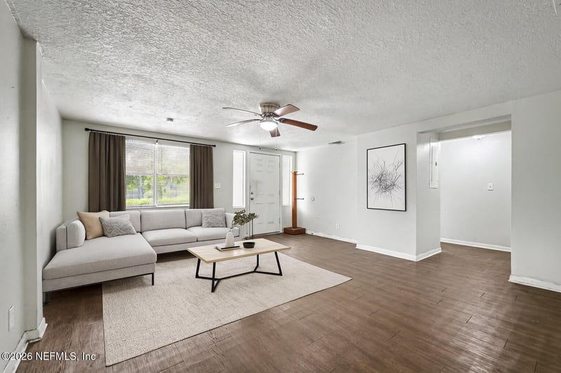 8897 Bronson Ln, Jacksonville, FL 32219