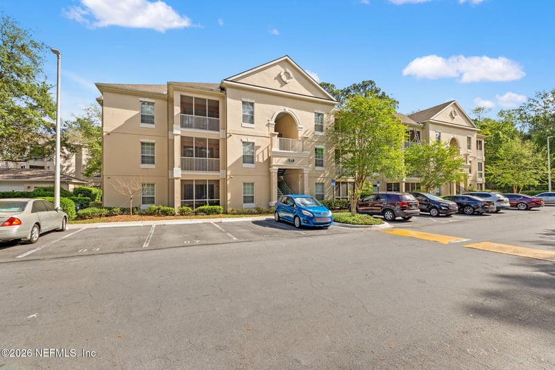 8601 Beach Blvd #320, Jacksonville, FL 32216