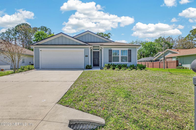 35 Putter Dr, Palm Coast, FL 32164