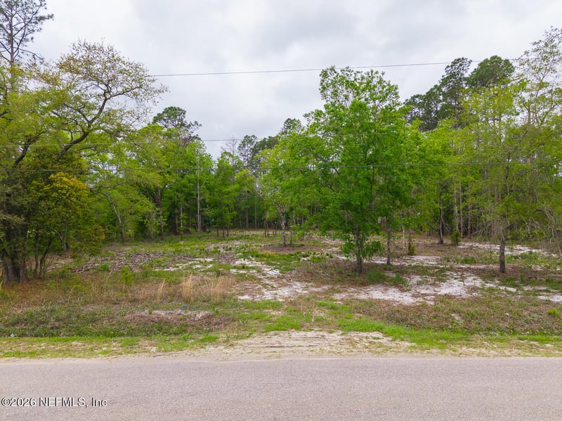 9855 Light Ave, Hastings, FL 32145