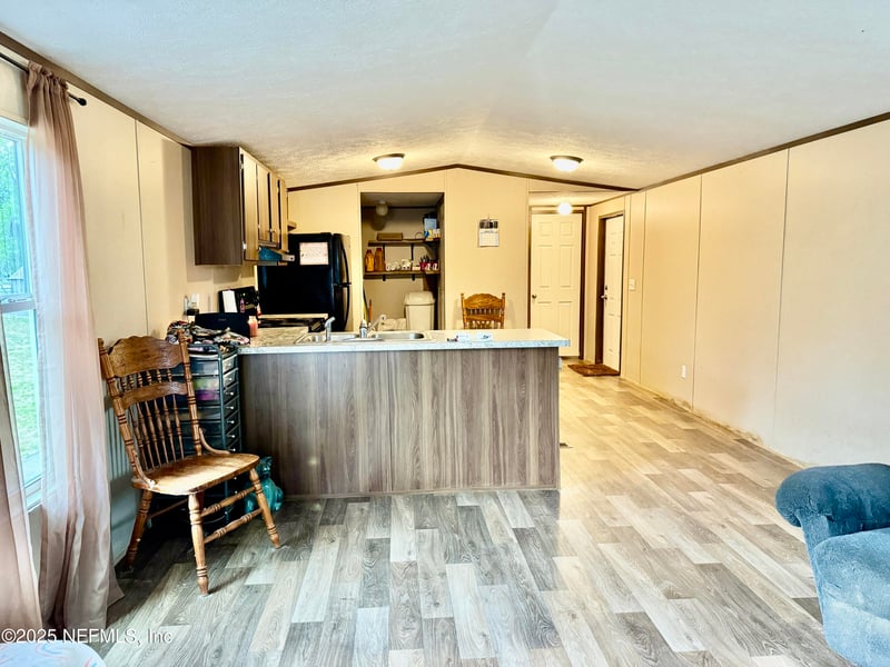 410 Lily Trl, Interlachen, FL 32148