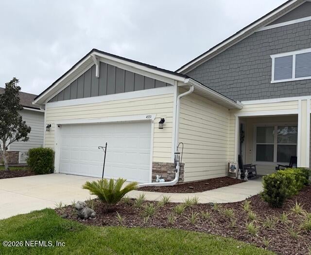 4551 Sun Garden Dr, Jacksonville, FL 32257