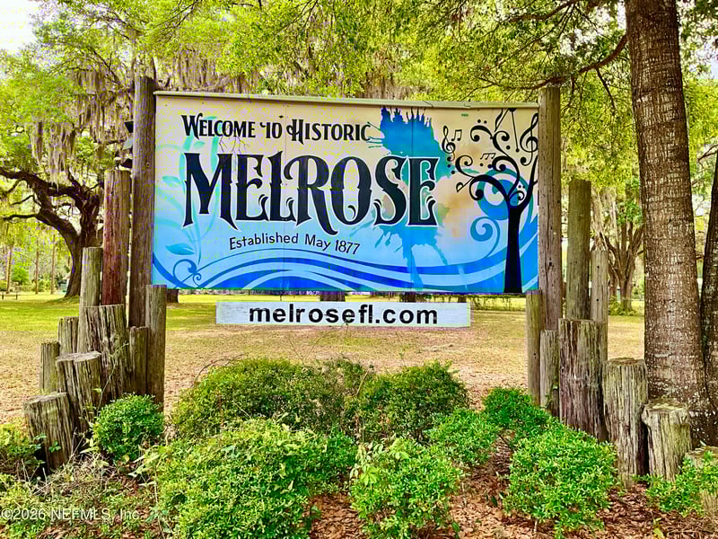 175 Whirlwind Loop, Hawthorne, FL 32640