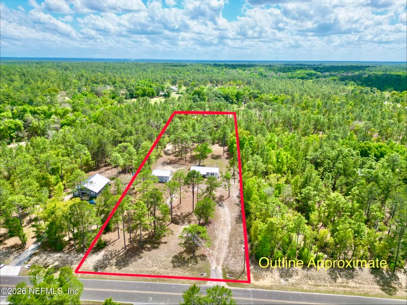 175 Whirlwind Loop, Hawthorne, FL 32640