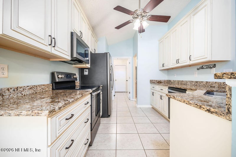 468 Wet Rock Ln, Jacksonville, FL 32225