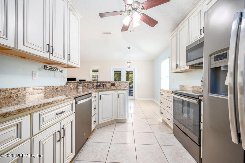 468 Wet Rock Ln, Jacksonville, FL 32225