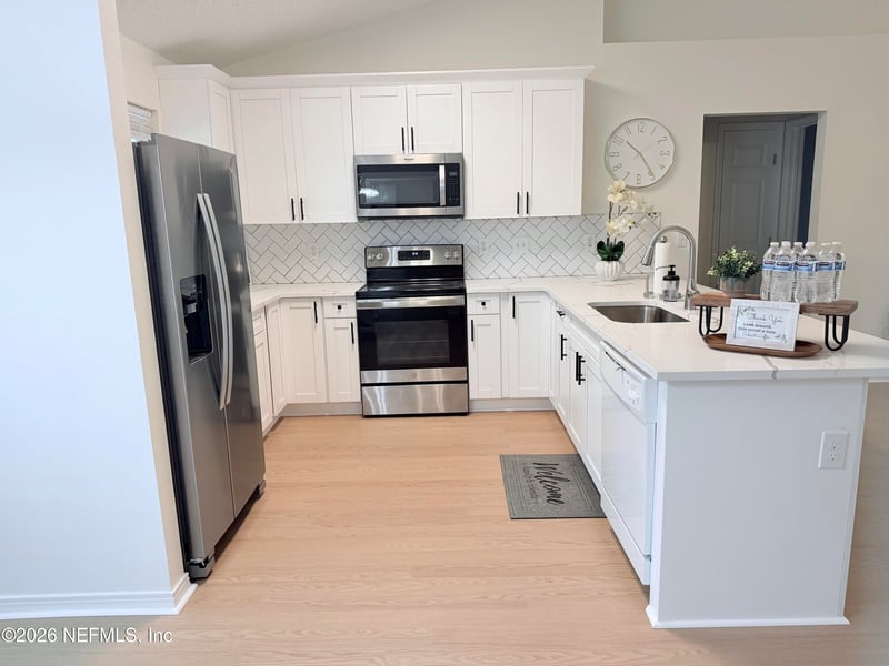 2411 Paris Mill Rd, Jacksonville, FL 32221