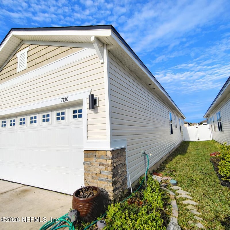 7130 Mahogany Run Dr, Jacksonville, FL 32244