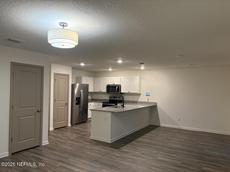 574 Independence Dr, Macclenny, FL 32063