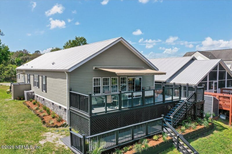 292 Maxwell Dr, Welaka, FL 32193