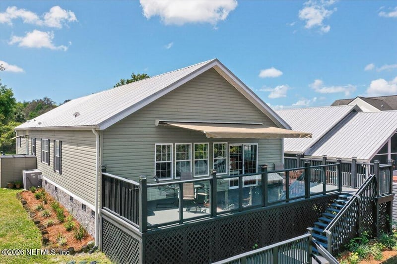 292 Maxwell Dr, Welaka, FL 32193