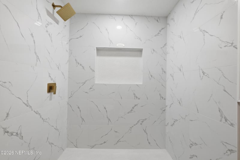 6039 Glenn Rose Dr, Jacksonville, FL 32277