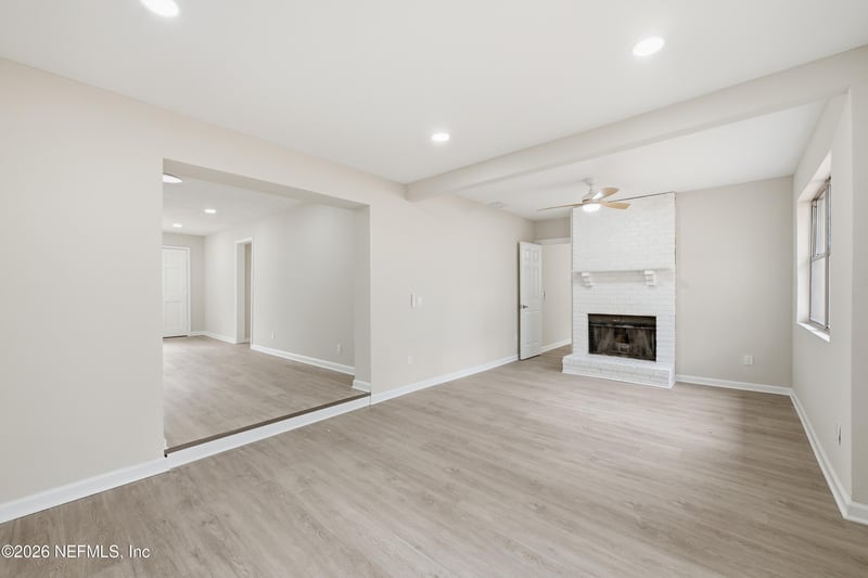 6039 Glenn Rose Dr, Jacksonville, FL 32277