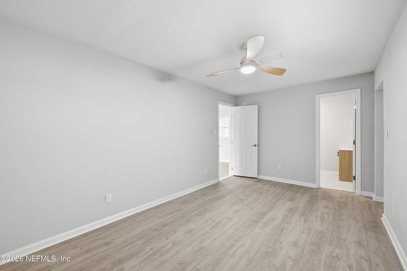 6039 Glenn Rose Dr, Jacksonville, FL 32277