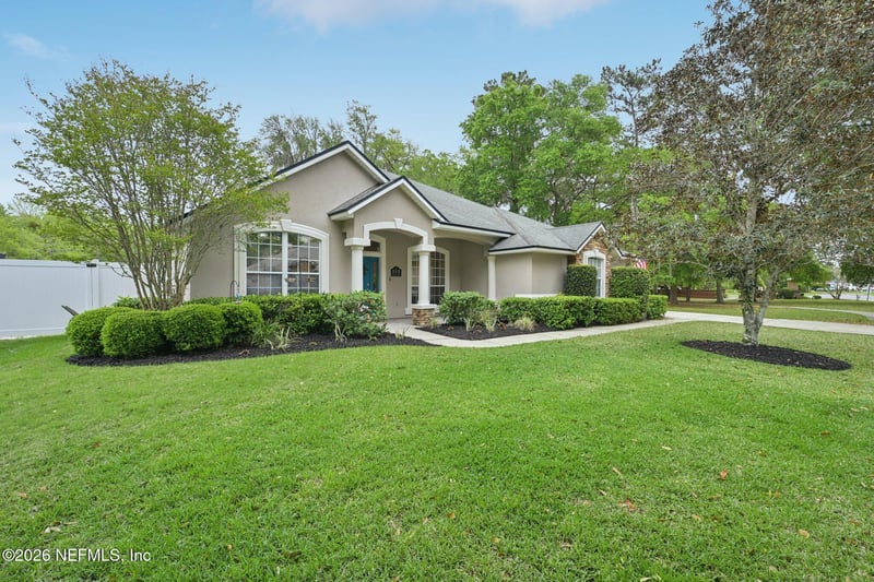 112 Oakwood Plantation Dr, Fleming Island, FL 32003