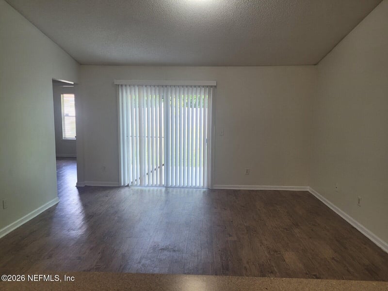 3762 Lauren Oak Ln, Jacksonville, FL 32221