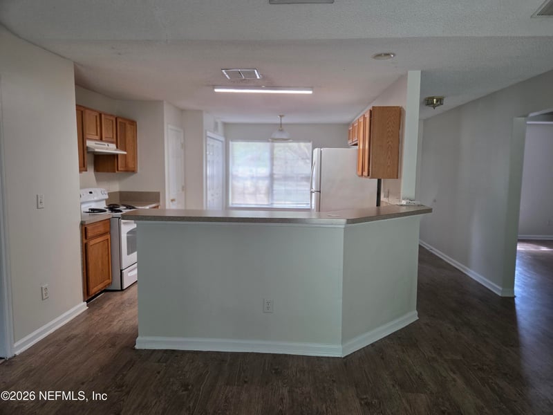 3762 Lauren Oak Ln, Jacksonville, FL 32221