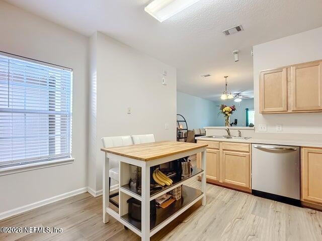 521 Scrub Jay Dr, St Augustine, FL 32092