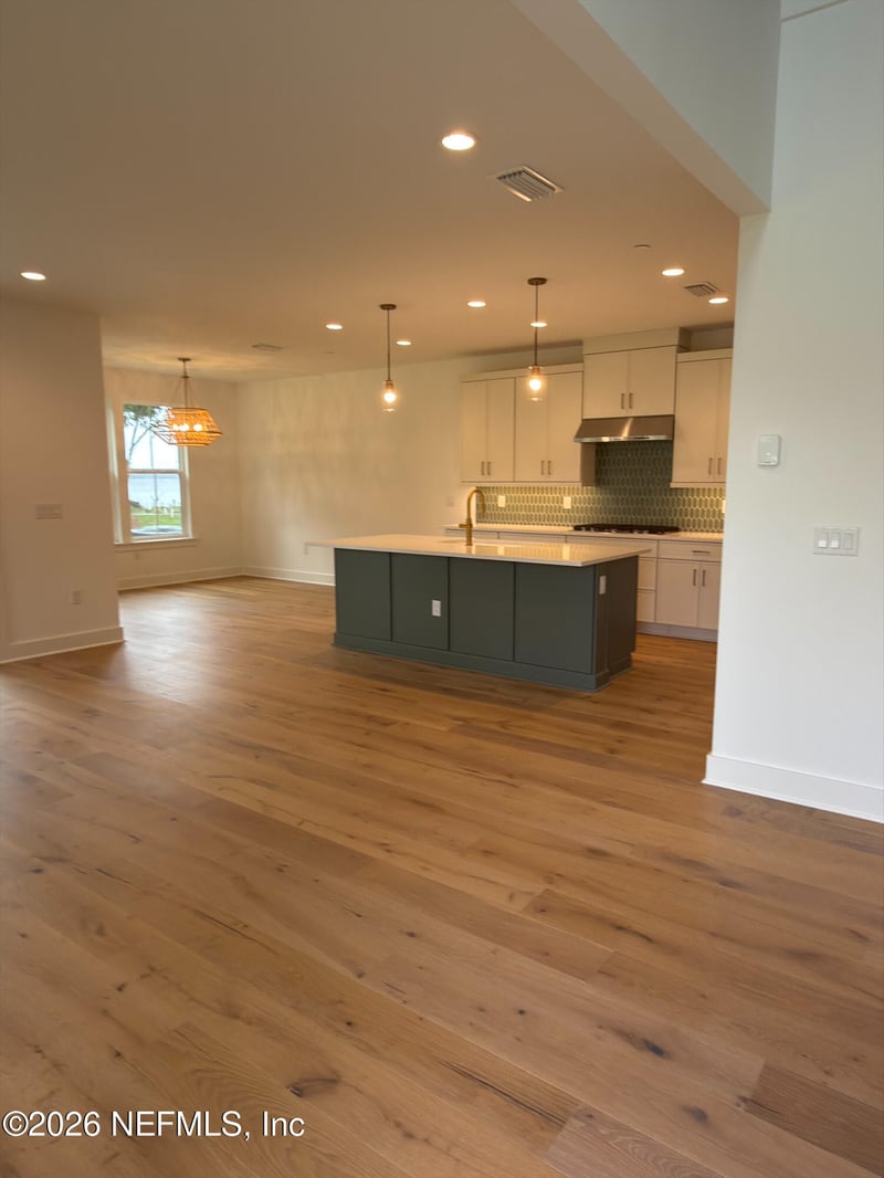 339 Oak Moss Dr, St Johns, FL 32259