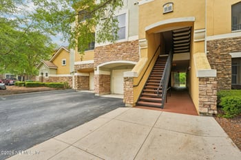8539 Gate Pw #412, Jacksonville, FL 32216