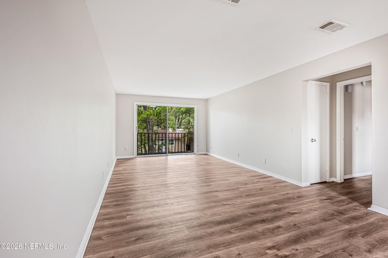 1716 El Camino Rd #6, Jacksonville, FL 32216