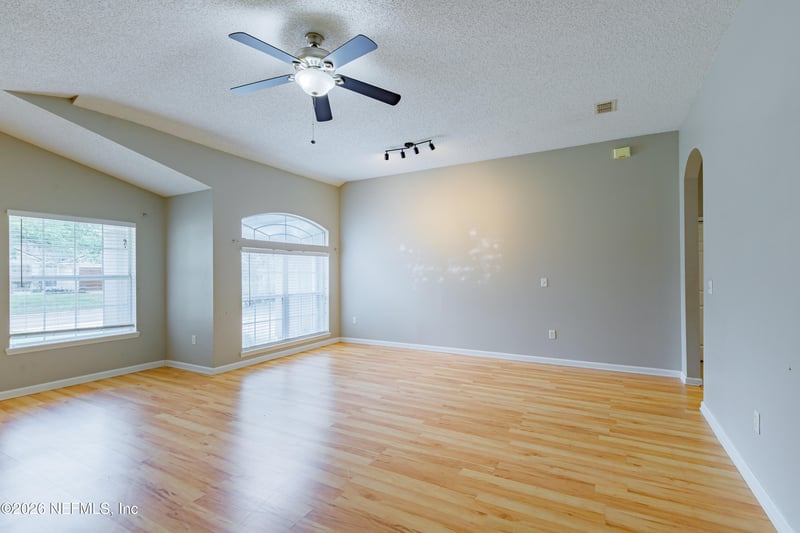 673 Mackenzie Cir, St Augustine, FL 32092