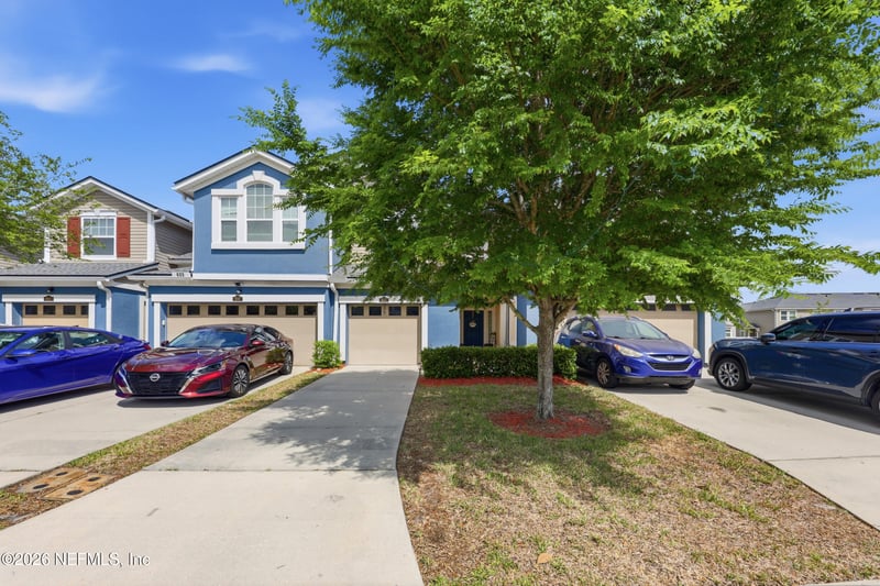 637 Grover Ln, Orange Park, FL 32065