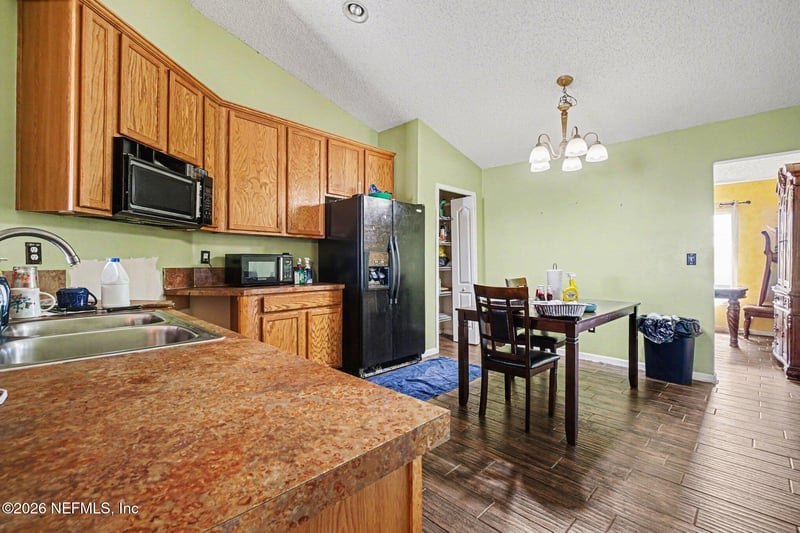 6525 Silk Leaf Ln, Jacksonville, FL 32244