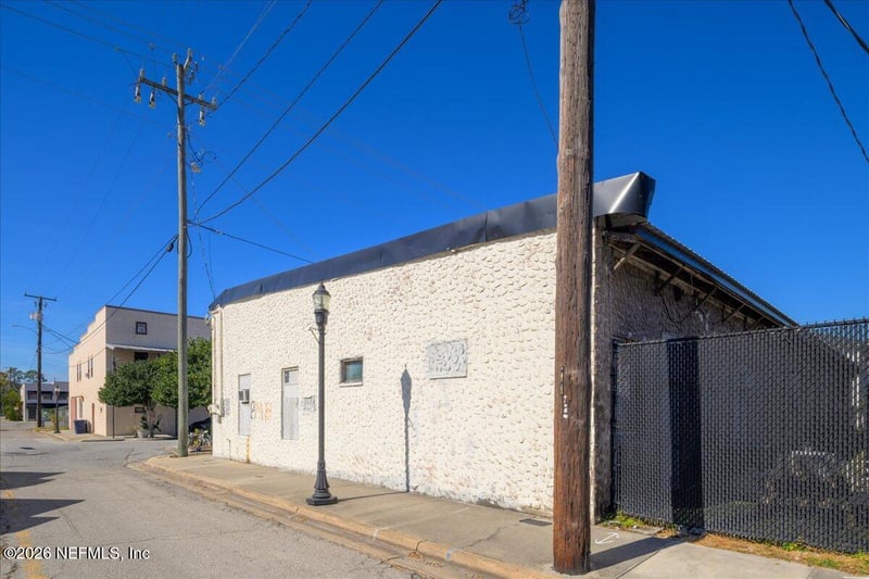 23 College St, Macclenny, FL 32063