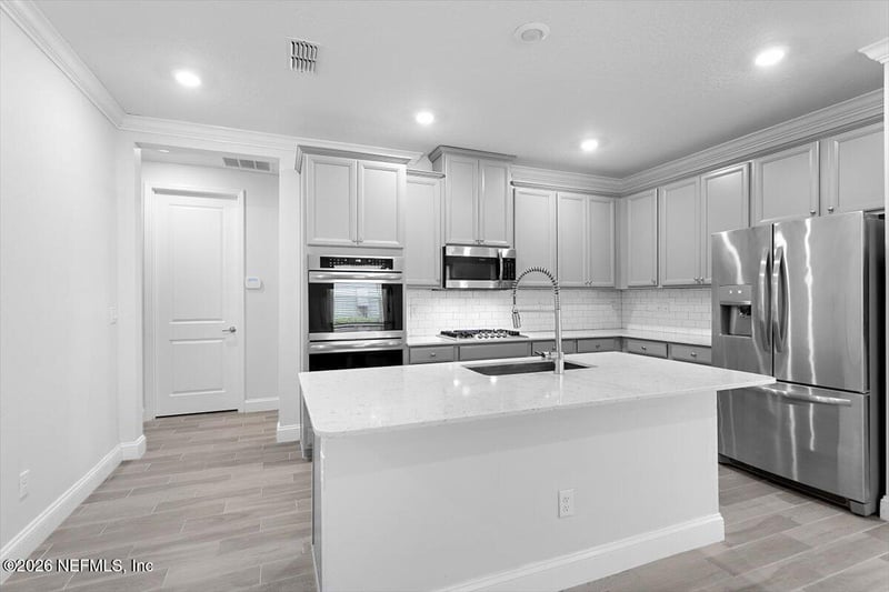 2883 Lucena Ln, Jacksonville, FL 32246