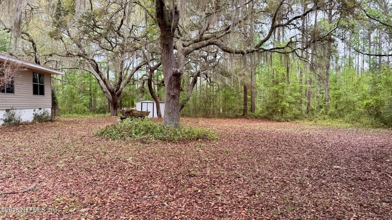 116 James Ave, Interlachen, FL 32148