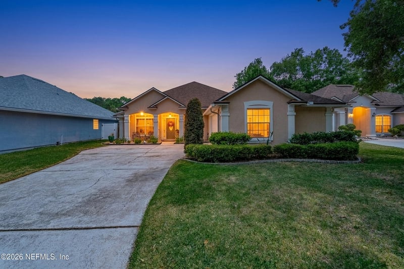 237 Crooked Ct, St Johns, FL 32259