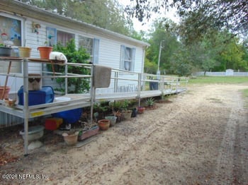 130 Interlachen Blvd, Interlachen, FL 32148