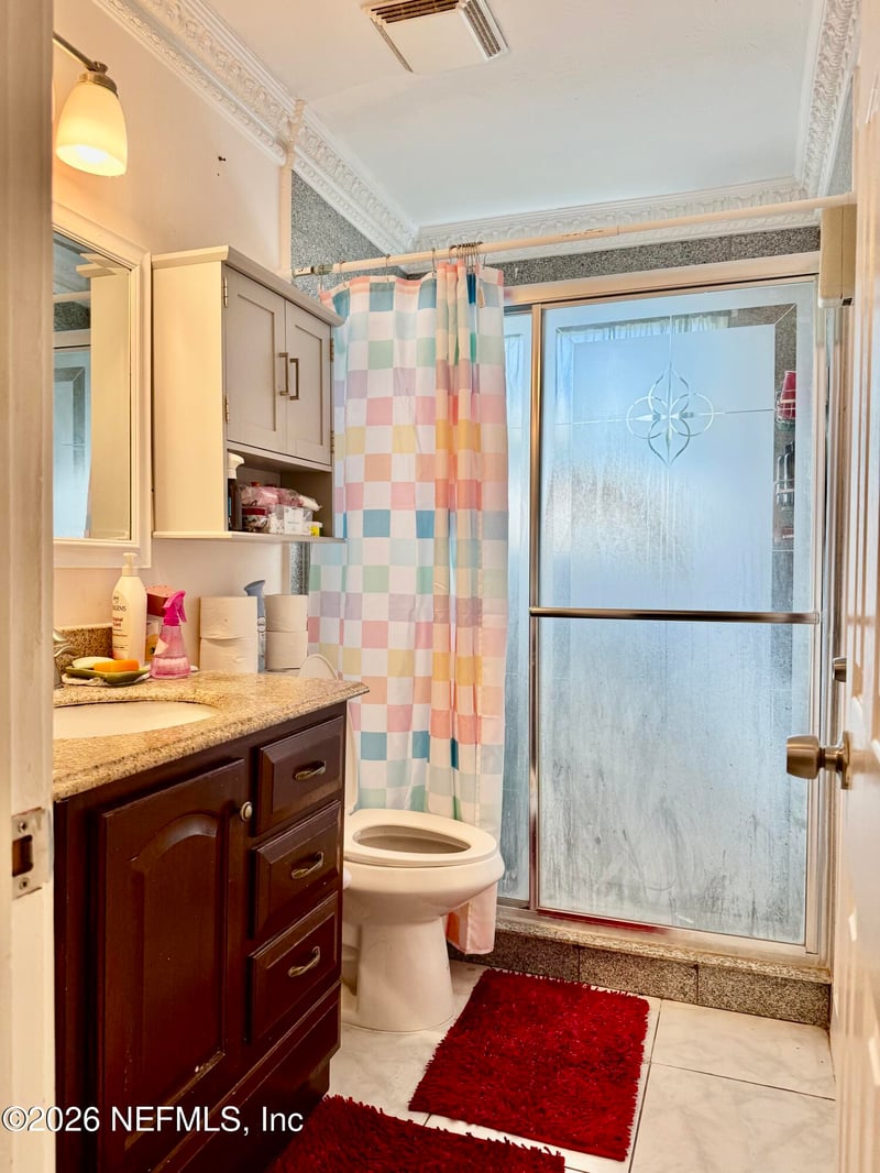 850 Sailfish Dr, Atlantic Beach, FL 32233