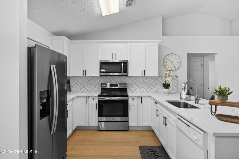 2411 Paris Mill Rd, Jacksonville, FL 32221