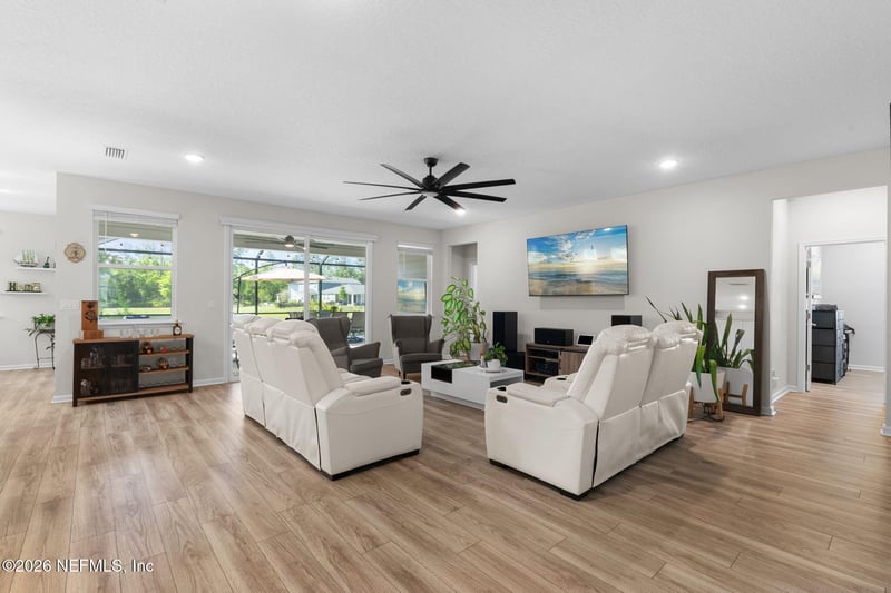 424 Wambaw Dr, St Johns, FL 32259