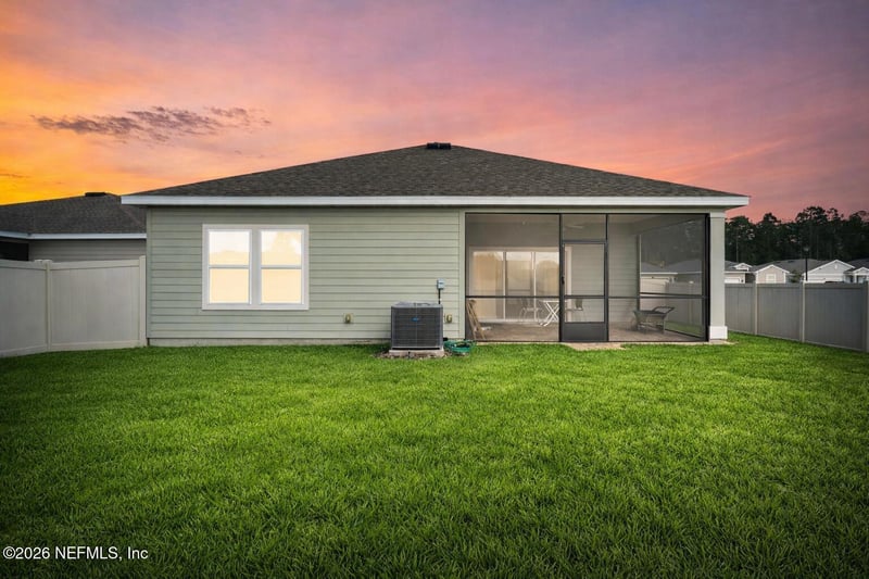 7302 Jemmah Ln, Jacksonville, FL 32222