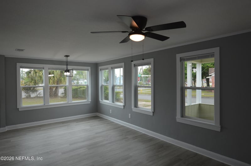 311 Chestnut Dr, Jacksonville, FL 32208