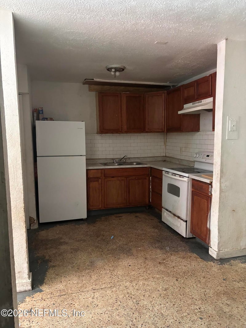 7047 Ken Knight Dr, Jacksonville, FL 32209