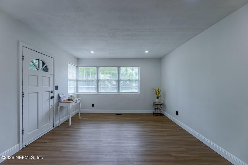 1948 Hilltop Blvd, Jacksonville, FL 32246